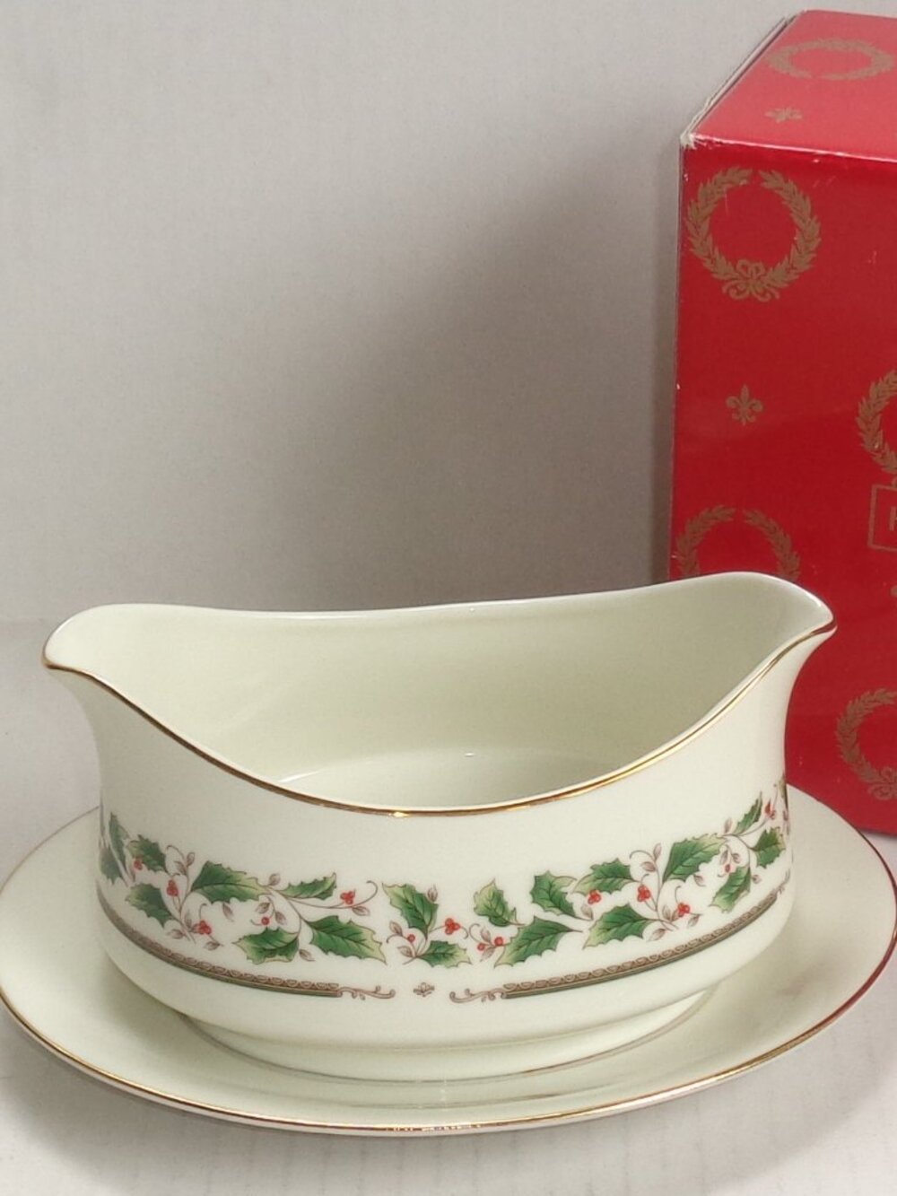 Vintage Royal Limited Holly Holiday Gravy Boat, Made in Japan